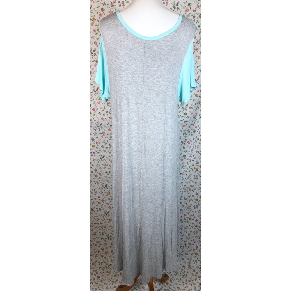 FINAL $10 SALE Lularoe Carly Tee Shirt Dress 2XL - Picture 3 of 6